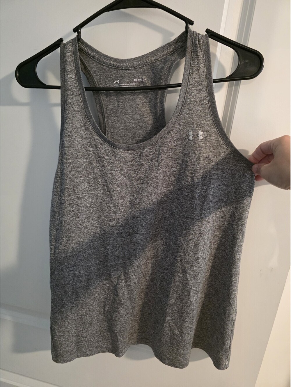 Under Armour Women's Sleeveless Tank Top Size Small Gray Heat Gear